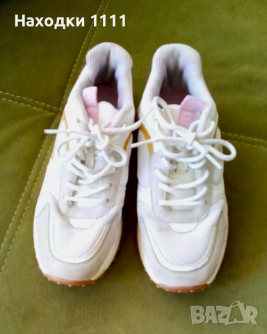 Готини сникърси маратонки Bershka Бершка, номер 37, перфектни, снимка 3 - Маратонки - 52203315