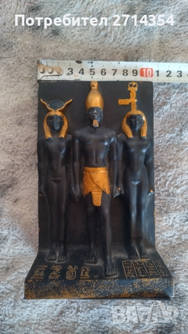 Статуетка триадите Менкаура, снимка 2 - Статуетки - 52270360