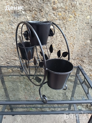 цветарник метален , снимка 3 - Декорация за дома - 51762024