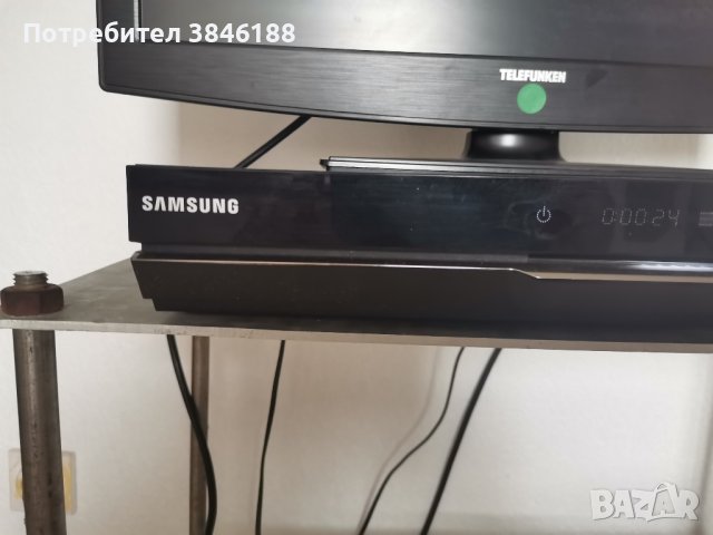 Samsung BD-D8200  TWIN FREEVIEW HD 250GB HDD RECORDER SMART 3D BLU-RAY PLAYER, снимка 2 - Плейъри, домашно кино, прожектори - 42370196