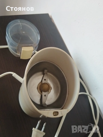 Наградни стъклени чаши.Порцеланови чаши за кафе. Кафеварка, Кафемелачка, Сифон за газирана вода. , снимка 18 - Антикварни и старинни предмети - 48729191