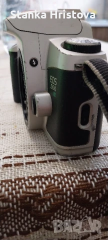 Фотоапарат Canon EOS 500 n, за части., снимка 4 - Фотоапарати - 50629169