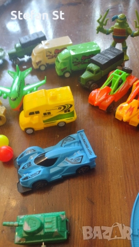 Детски играчки, снимка 9 - Коли, камиони, мотори, писти - 52721519