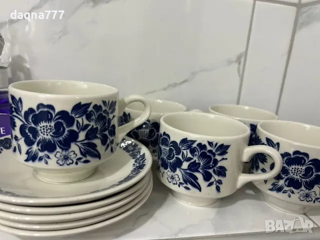 Реколта от 1970 г. на Broadhurst „Garland“ дуо от чаша, чинийка за чай / Broadhurst Ironstone / син, снимка 3 - Сервизи - 50419725