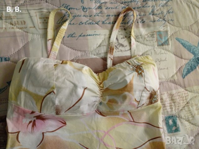 Къса рокля на цветя, снимка 1