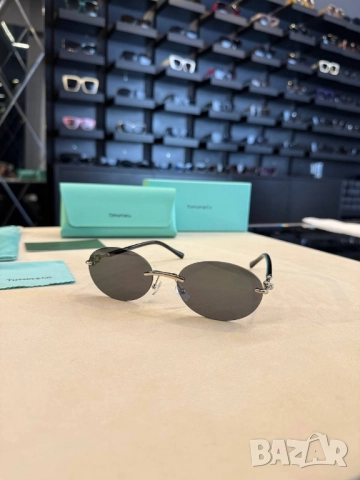 очила с черен обикновен калъф и ув защита cartier gucci fendi , снимка 10 - Слънчеви и диоптрични очила - 51896834