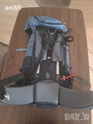 Туристическа раница Forclaz mt100 60l easyfit, снимка 4 - Спортна екипировка - 52743688