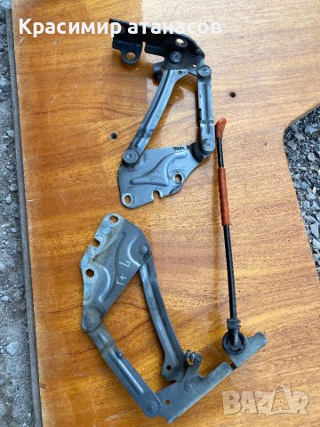 панта преден капак За Vw голф плюс.5M0823301.5M0823302, снимка 2 - Части - 41491134