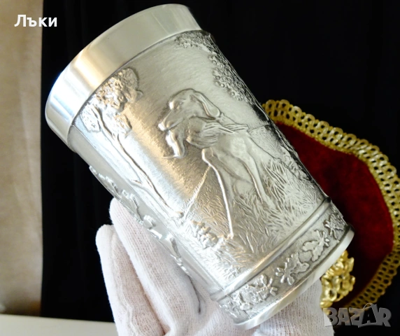 Калаена халба с ловни сцени Куче,Дивеч,Елен,Пушки. , снимка 4 - Антикварни и старинни предмети - 53660686