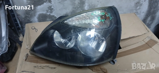 Renault Clio - оригинален ляв фар