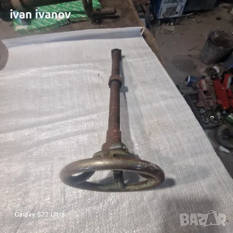 Винт с Гаика , снимка 2 - Други машини и части - 48722276