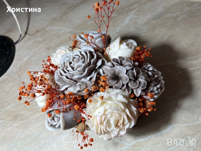 Вечен букет от соев восък , снимка 4 - Ръчно изработени сувенири - 52543819