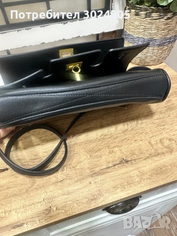 Дамска чанта, снимка 4 - Чанти - 50791065