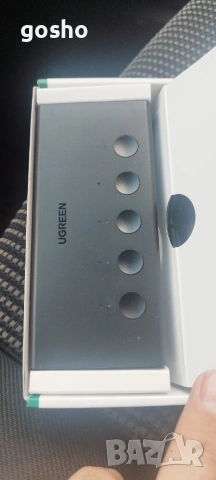 Ugreen KVM 4-портов HDMI 4K 60Hz превключвател (черен , снимка 3 - Кабели и адаптери - 53847875