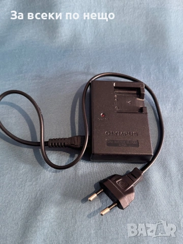 Оригинално Зарядно Olympus Li-40C за батерии Olympus Li-40B, Li-42B, снимка 2 - Батерии, зарядни - 53330924