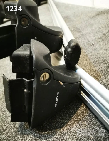 Багажник напречни греди THULE рейки за HONDA Civic 06-11