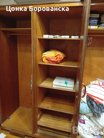 Трикрилен гардероб масив, снимка 2 - Гардероби - 53177044