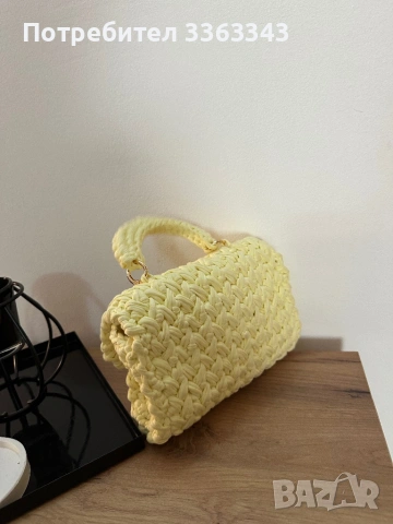 Ръчно пелтена чанта нова, снимка 3 - Чанти - 53483151
