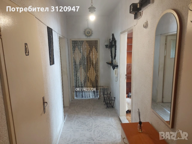 Собственик продава БЕЗ ПОСРЕДНИК тристаен апартамент в квартал. В.Левски  