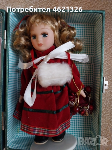 Колекционерска порцеланова кукла Виктория като нова, лимитирана серия, сертификат, снимка 10 - Декорация за дома - 52056726