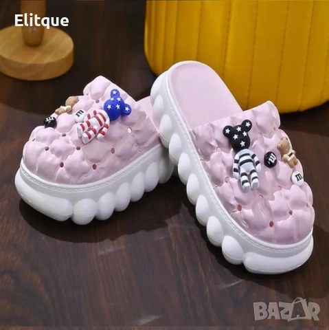 Леки и удобни затворени дамски високи чехли с декоративни елементи, снимка 4 - Чехли - 52879806