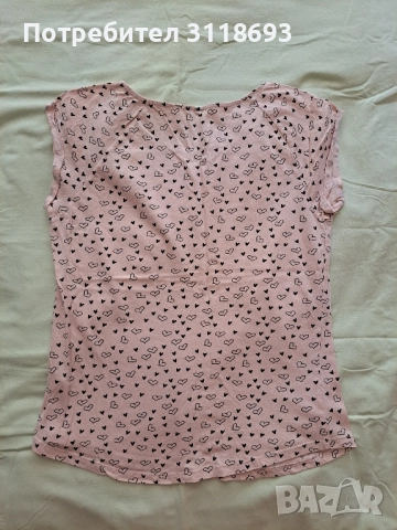 Дамска тениска на сърцица, снимка 2 - Тениски - 51468859