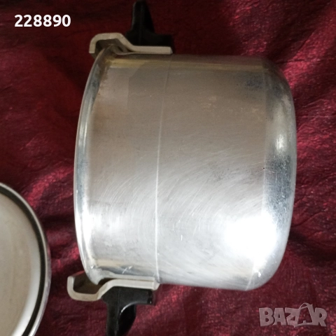 Руска тенджера под налягане , снимка 2 - Съдове за готвене - 52748232