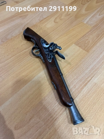 Реплика на кремъклия, снимка 3 - Антикварни и старинни предмети - 53815130