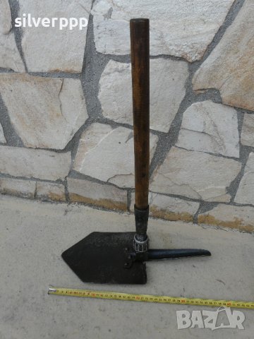  Стара военна сгъваема кирко лопата , снимка 1 - Антикварни и старинни предмети - 44311151