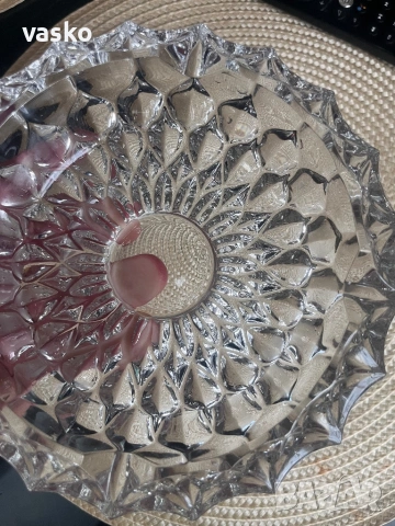 Кристален пепелник-голям, снимка 3 - Сервизи - 53645389