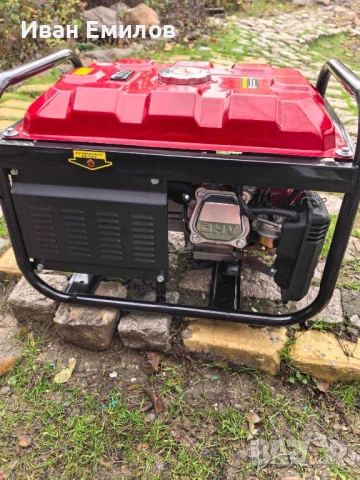 Генератор 3 фазен монофазен Honda ECMT 7000 Чисто нов не е пален никога , снимка 3 - Генератори - 52673390