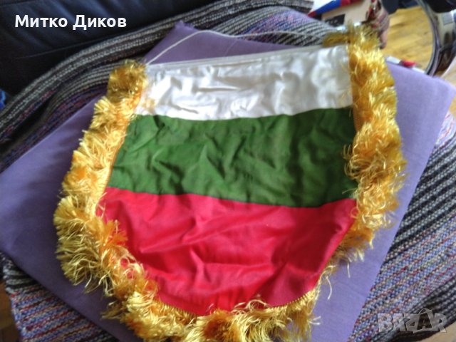 Флаг голям мачов на Локомотив Русе 35х32см с ресните от 70-те години, снимка 4 - Футбол - 41449539