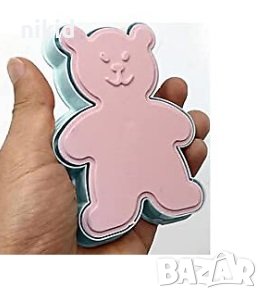 Голямо мече пластмасов резец форма с бутало за сладки фондан тесто, снимка 2 - Форми - 41191445