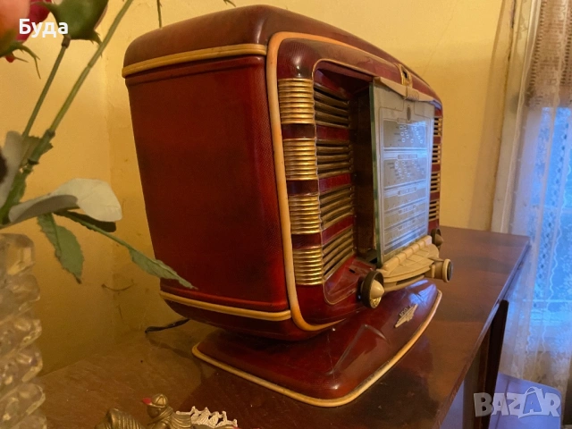 Старо радио Червена звезда, снимка 7 - Антикварни и старинни предмети - 53459037
