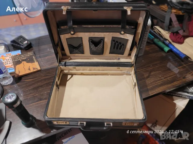 твърд куфар дипломатическо куфарче (Attache Case / Briefcase) , снимка 14 - Куфари - 55958572