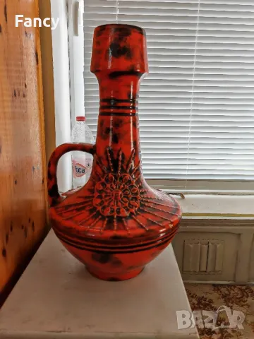 Голяма керамична Ваза от 60 те, снимка 2 - Антикварни и старинни предмети - 49347189