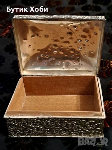 Винтидж японска метална кутия , снимка 4 - Антикварни и старинни предмети - 39479229