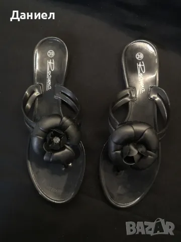 Дсмски чехли, снимка 2 - Чехли - 49977419