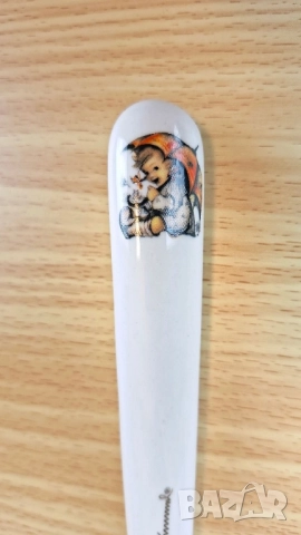 Комплект прибори с детски мотив - M. J. Hummel, снимка 4 - Прибори за хранене, готвене и сервиране - 51779478