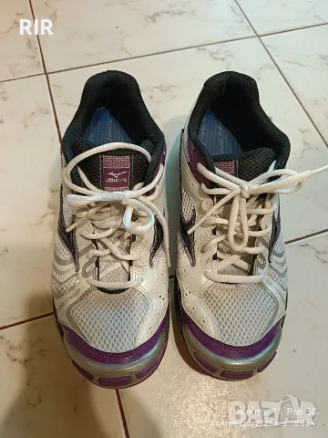 Маратонки Mizuno оригинални