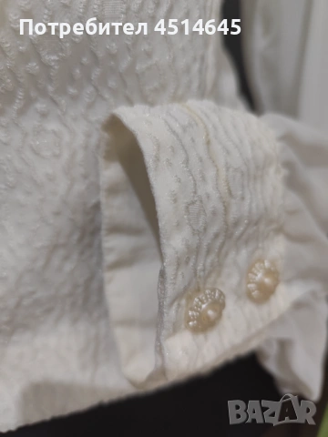 Блуза елегантна р-р M, снимка 4 - Блузи с дълъг ръкав и пуловери - 51201071