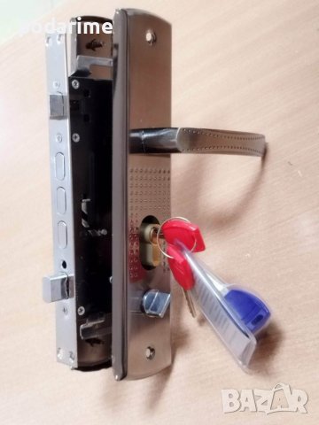 Комплект за китайска входна врата - брава, дръжки, патрон
