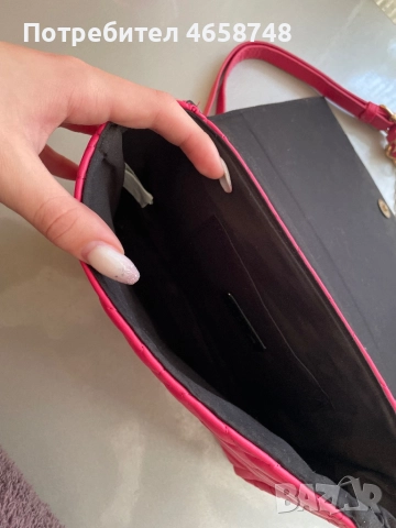 Дамска чанта, снимка 4 - Чанти - 52513672
