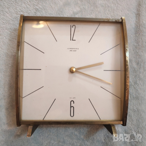Винтидж настолен часовник JUNGHANS, Германия. 