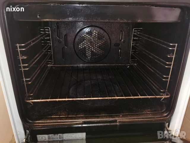 Готварска печка Electrolux / Електролукс, снимка 5 - Печки, фурни - 53201282