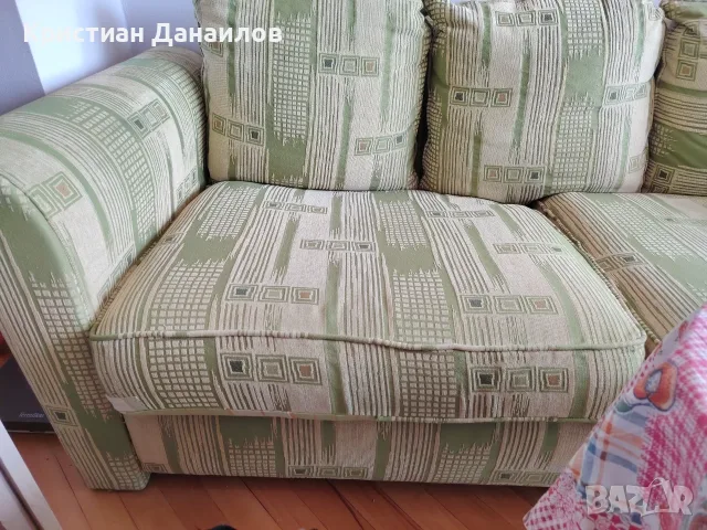 Продавам зелен диван, снимка 2 - Дивани и мека мебел - 56178756