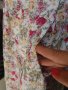 Памучна рокля на цветя с къдрички на раменете и около деколтето, снимка 6