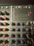 Mackie CR-1604 – 16-канален аналогов миксер, снимка 2