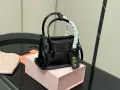 Miu Miu дамска чанта от естествена кожа, снимка 3