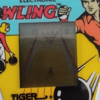 Tiger Bowling 1988 handheld, снимка 4 - Други игри и конзоли - 44225943